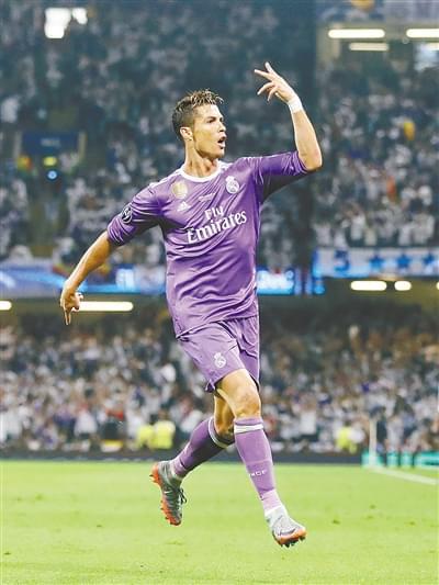 轻泳将方面 轻泳将方面